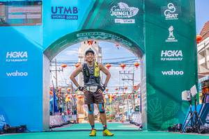 BIB: 409
                            <button type="button" onclick="openModal(21780917)" class="btn btn-primary btn-sm float-right btn-popup" data-toggle="modal" data-target=".modal-high-quality">
                        <i class="fas fa-shopping-cart"></i> Add to Cart
                    </button>
                                            <button type="button" onclick="isThisMe(21780917, true)" class="btn btn-success btn-sm float-right btn-popup btn-isme hidden" data-toggle="tooltip" data-placement="bottom" title="นี่คือรูปของคุณใช่ไหม คลิกที่นี่เพื่อเอาเข้าอัลบั้ม">
                        <i class="fas fa-plus"></i> Add to album
                    </button>
                    <button type="button" onclick="isThisMe(21780917, false)" class="btn btn-warning btn-sm float-right btn-popup btn-isnotme hidden">
                        <i class="fas fa-ban"></i> Remove from album
                    </button>